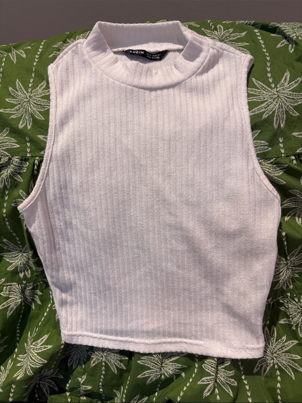 SHEIN White Ribbed Mock Neck Sleeveless Tank